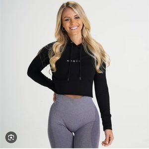 NVGTN Cropped Hoodie in black